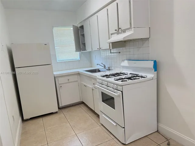 1-bedroom home at 4300 SW 67th Avenue #38, Miami