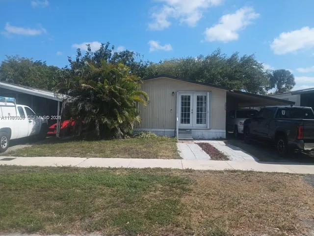 3-bedroom home at 3024 SW 51st Street, Dania Beach