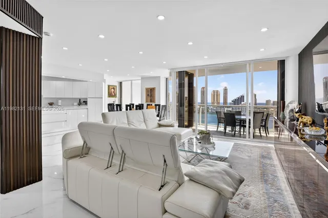 3-bedroom home at 4000 Island Boulevard #2301, Aventura