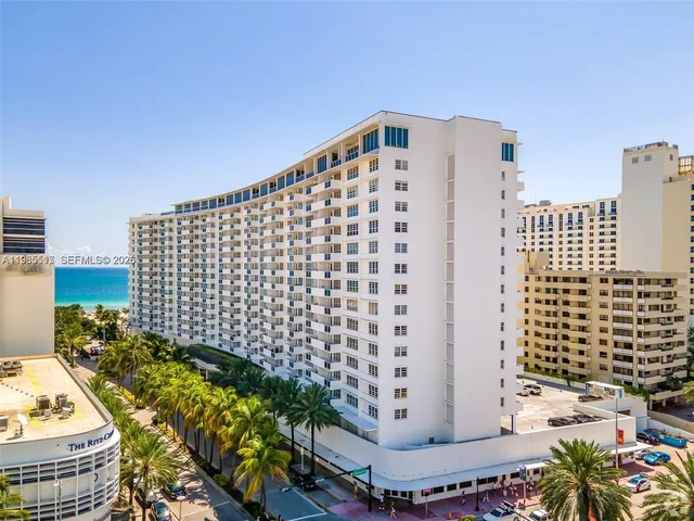 1-bedroom home at 100 Lincoln Road #308, Miami Beach