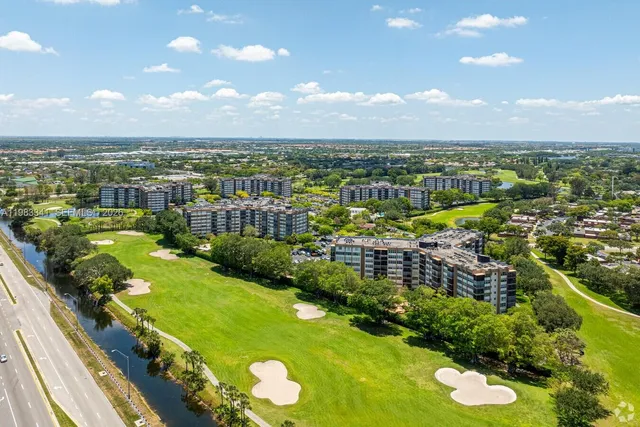 2-bedroom home at 1000 E Saint Charles Place #519, Pembroke Pines