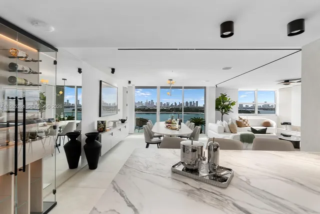 3-bedroom home at 650 W Ave 1203/1205 #1203/1205, Miami Beach