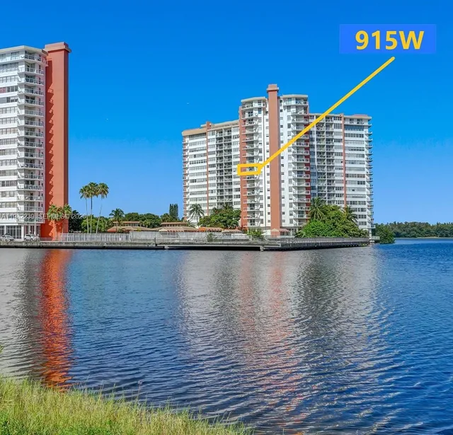 2-bedroom home at 1301 NE Miami Gardens Drive #915W, Miami