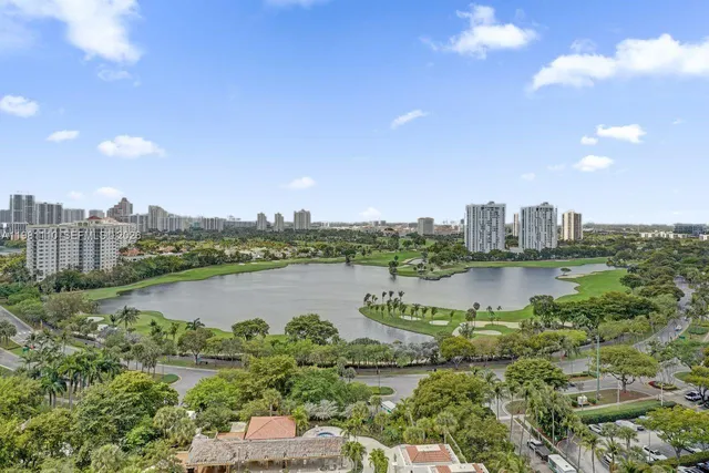 2-bedroom home at 20281 E Country Club Drive #1703, Aventura