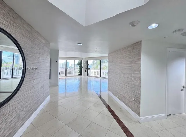 3-bedroom home at 2000 Island Boulevard #606, Aventura