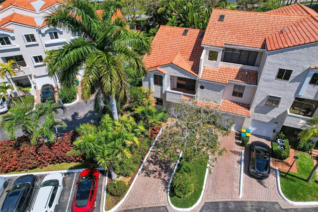4-bedroom home at 21391 Marina Cove Circle #K11, Aventura