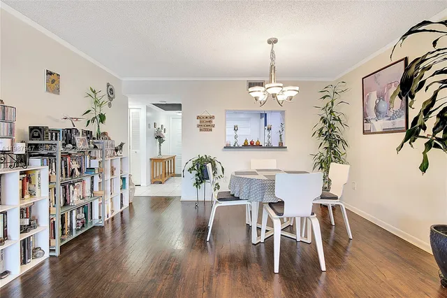 2-bedroom home at 1100 Colony Point Circle #302, Pembroke Pines