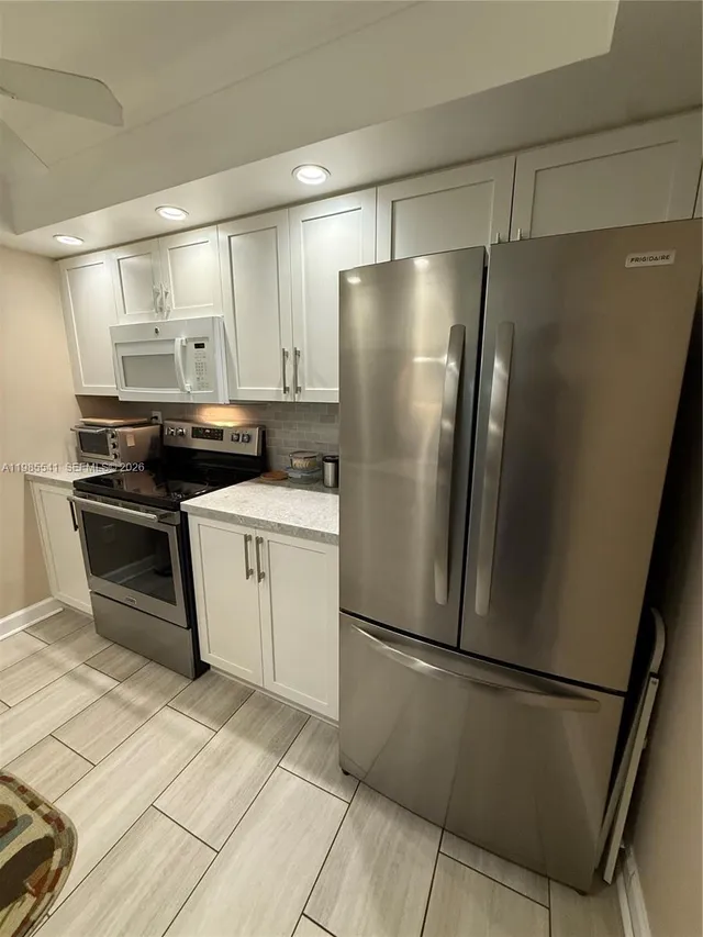 2-bedroom home at 608 Waterside Drive #608, Hypoluxo