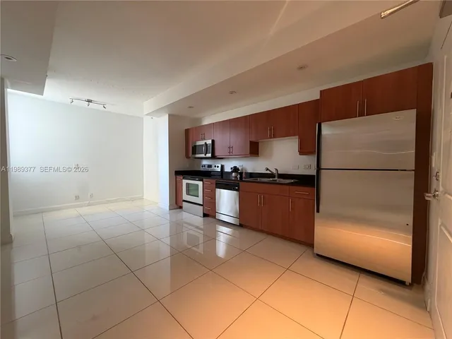 1-bedroom home at 111 E Flagler Street #606, Miami