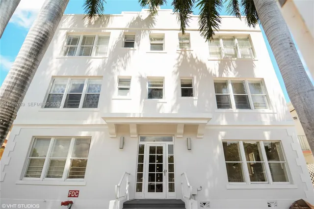 2-bedroom home at 1027 Pennsylvania Avenue #203, Miami Beach