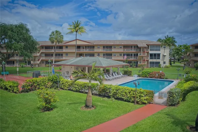 1-bedroom home at 5300 Washington Street #F215, Hollywood