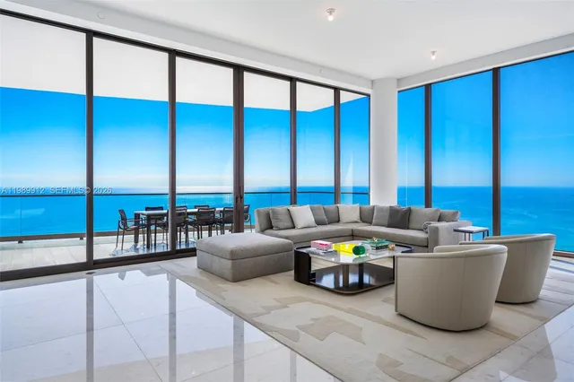 4-bedroom home at 17901 Collins Avenue #4507, Sunny Isles Beach