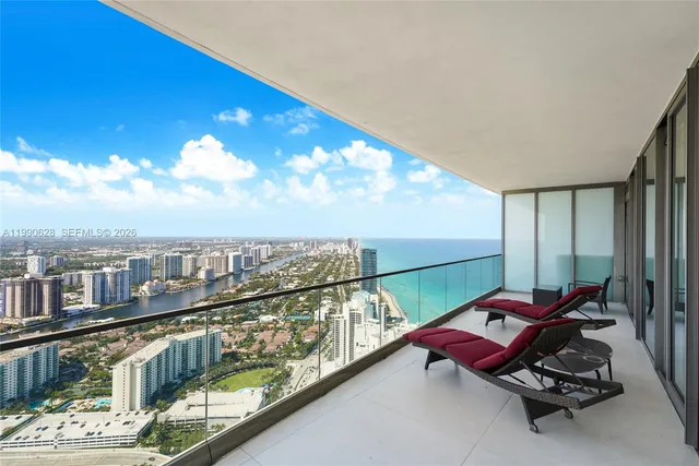 3-bedroom home at 18975 Collins Avenue #5103, Sunny Isles Beach