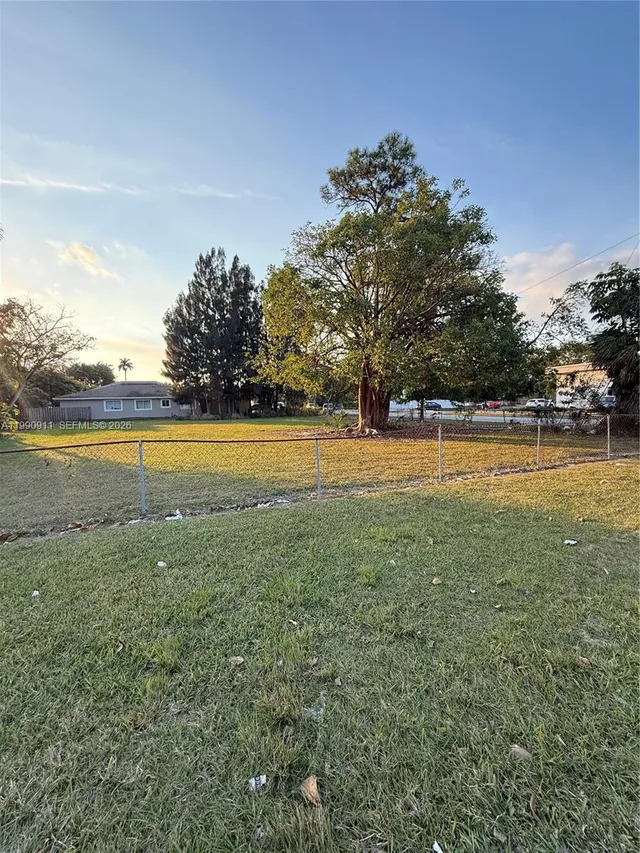 5-bedroom home at 199 NE 9th Street, Homestead