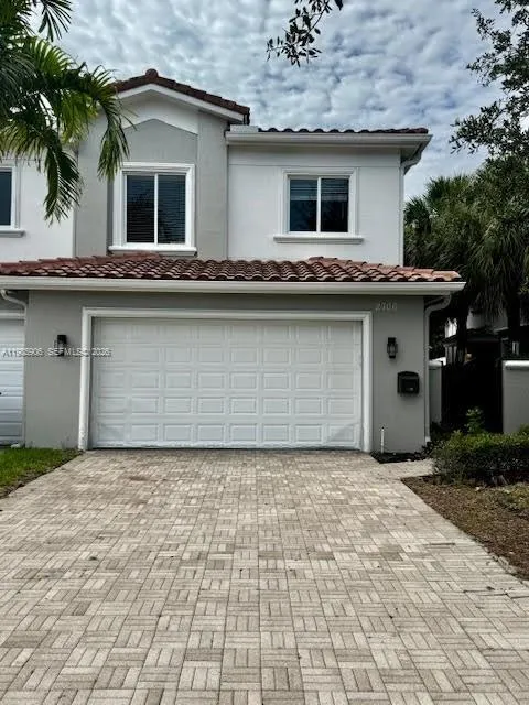 3-bedroom home at 2706 NE 30th Place #2706, Fort Lauderdale