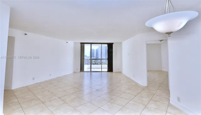 2-bedroom home at 3500 Mystic Pointe Drive #1207, Aventura