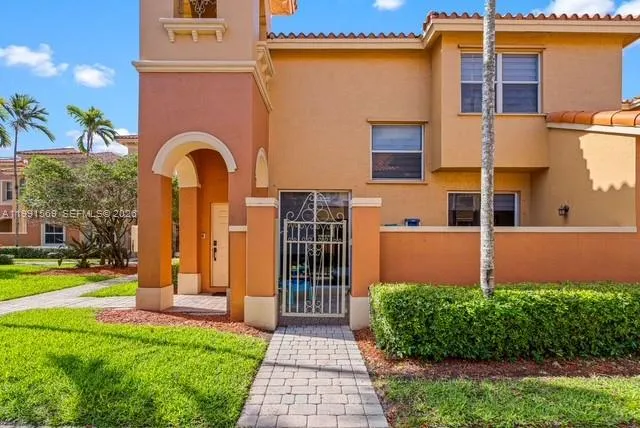 3-bedroom home at 4914 Sailboat Drive #4610, Dania Beach