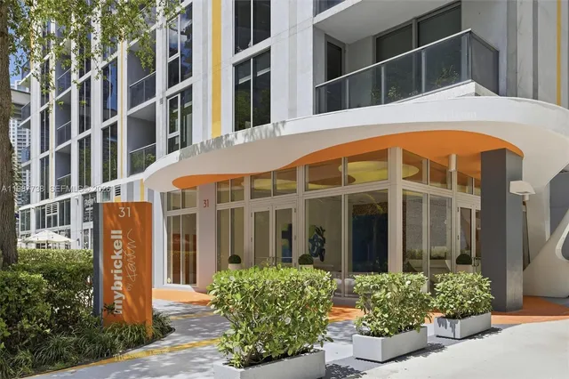 1-bedroom home at 31 SE 6th Street #2504, Miami