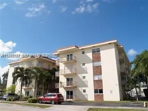 1-bedroom home at 1747 Rodman Street #309, Hollywood