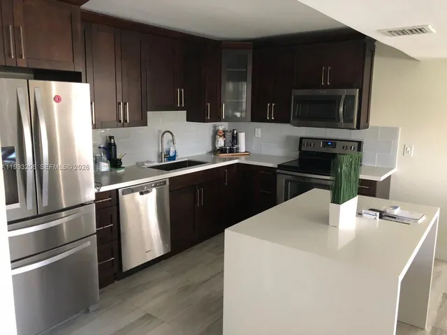 3-bedroom home at 7135 Collins Avenue #525, Miami Beach