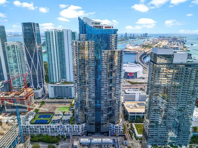 1-bedroom home at 851 NE 1st Avenue #1205, Miami