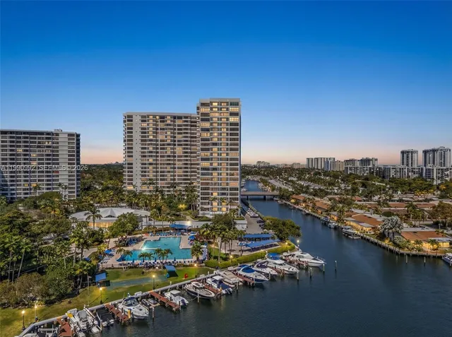 2-bedroom home at 2500 Parkview Drive #1418, Hallandale Beach