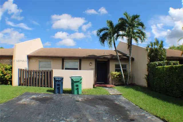 3-bedroom home at 12003 SW 110th St Circle N, Miami
