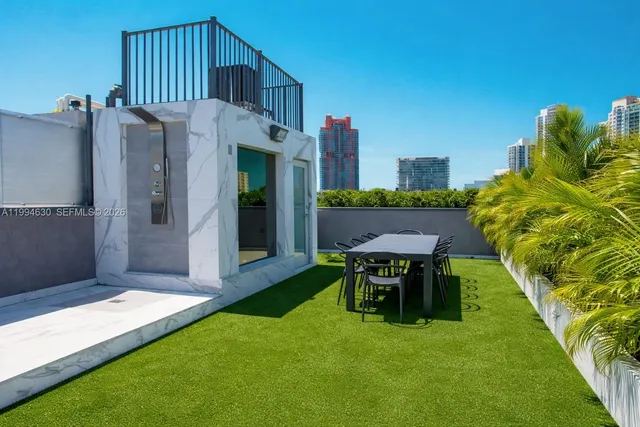 3-bedroom home at 361 Jefferson Avenue #3, Miami Beach