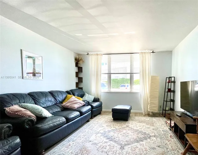 2-bedroom home at 1913 S Ocean Drive #129, Hallandale Beach