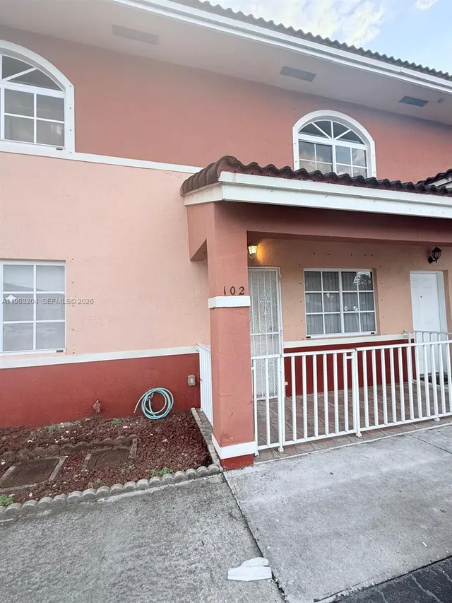 2-bedroom home at 6801 W 36th Avenue #102, Hialeah