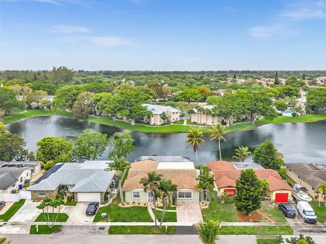 4-bedroom home at 1900 NW 95th Avenue, Pembroke Pines