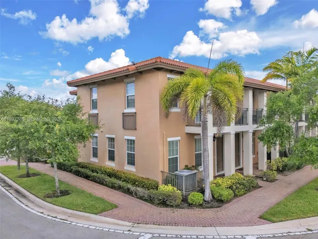 3-bedroom home at 1148 SW 147th Avenue, Pembroke Pines