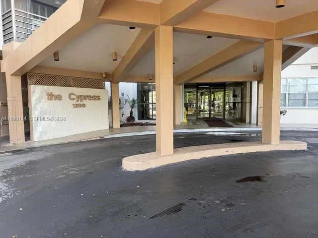 2-bedroom home at 1200 Saint Charles Place #321, Pembroke Pines