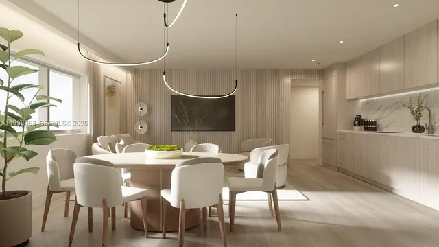 3-bedroom home at 250 Collins Avenue #212, Miami Beach
