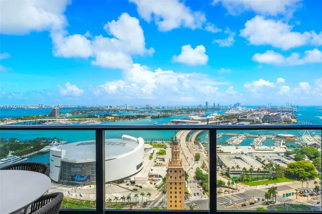 3-bedroom home at 159 NE 6th Street #2915, Miami