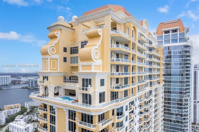 4-bedroom home at 17875 Collins Avenue #PH4506, Sunny Isles Beach
