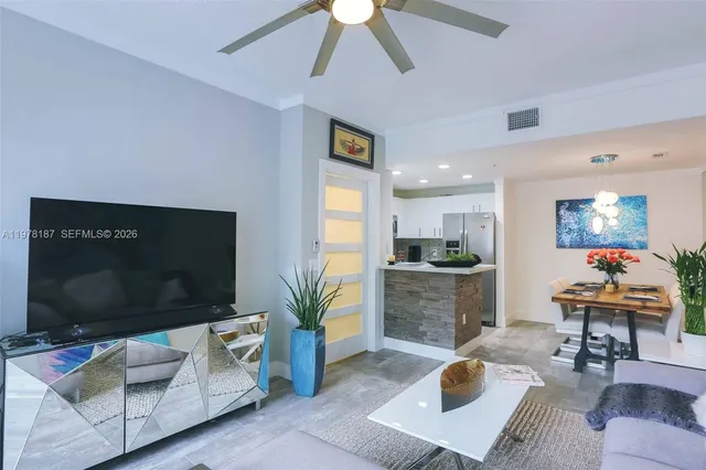 1-bedroom home at 2107 SE 10th Avenue #833, Fort Lauderdale