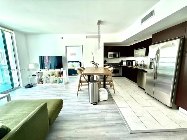 2-bedroom home at 950 Brickell Bay Drive #2706, Miami