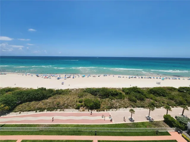 2-bedroom home at 5601 Collins Avenue #1110, Miami Beach