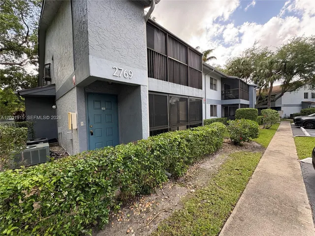1-bedroom home at 2769 S Oakland Forest Drive #101, Oakland Park