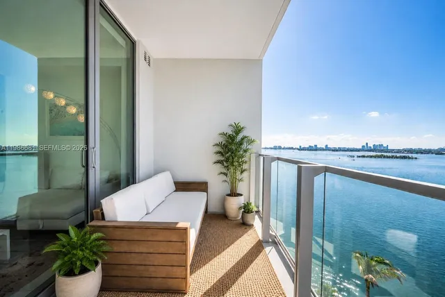 1-bedroom home at 2900 NE 7th Avenue #1408, Miami
