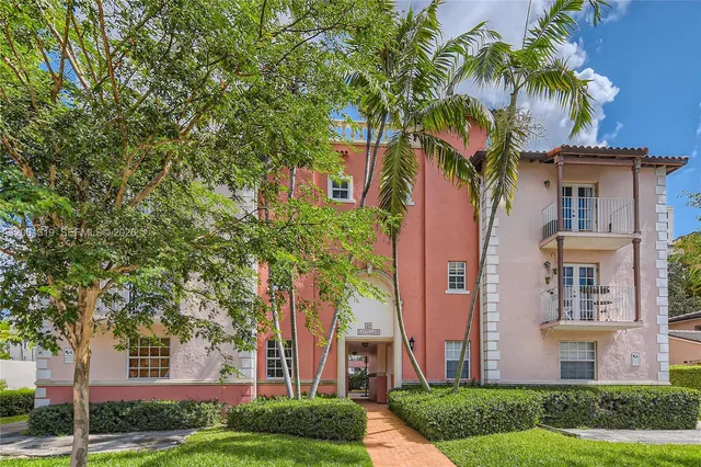 2-bedroom home at 29 Santillane Avenue #2, Coral Gables
