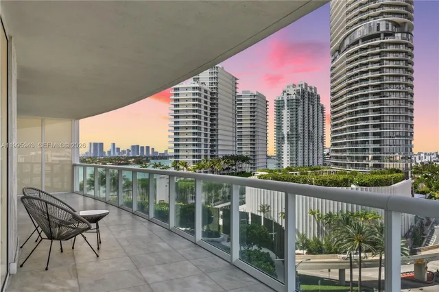 2-bedroom home at 450 Alton Road #910, Miami Beach