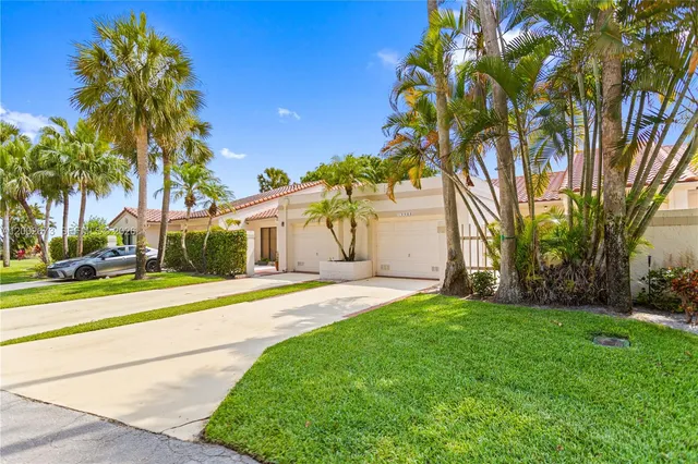 2-bedroom home at 19988 Rima Circle, Boca Raton