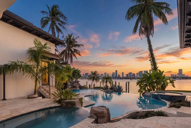 5-bedroom home at 432 S Hibiscus Drive, Miami Beach