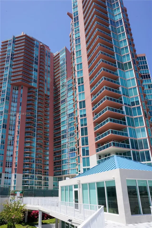 3-bedroom home at 3370 Hidden Bay Drive #213, Aventura
