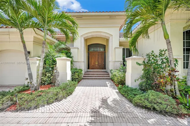 4-bedroom home at 10430 Kestrel Street, Plantation