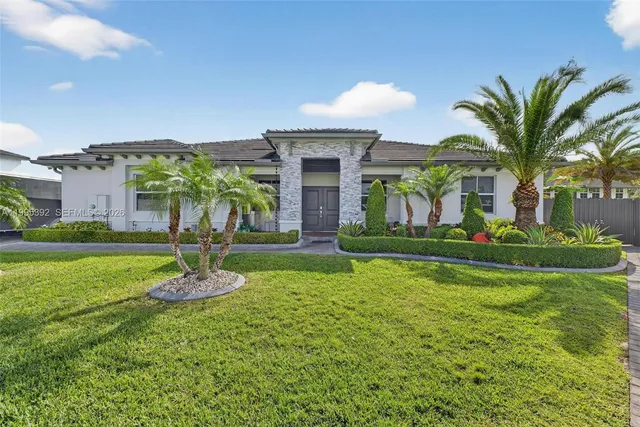 6-bedroom home at 29215 SW 167th Court, Homestead