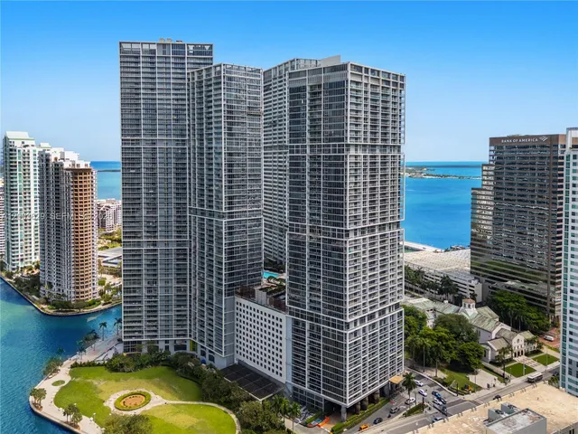 1-bedroom home at 485 Brickell Avenue #4501, Miami