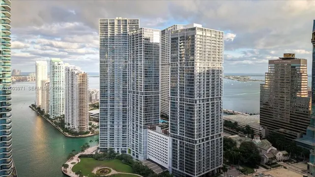 1-bedroom home at 465 Brickell Avenue #3804, Miami